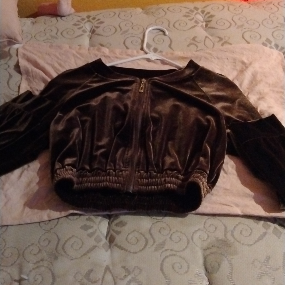 Zip up crop pull over